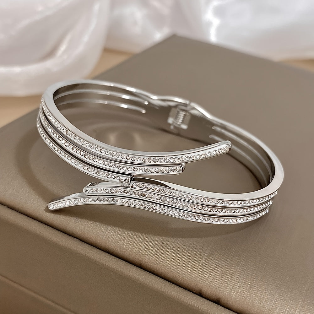 Luxe Curve Cuff