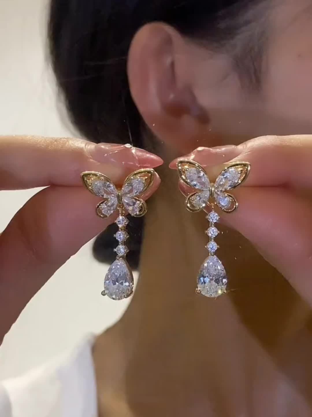 DazzleDrop Earrings